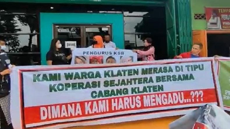 Pertanyakan Uang Simpanan, Nasabah Geruduk Kantor Perwakilan Koperasi di Klaten  