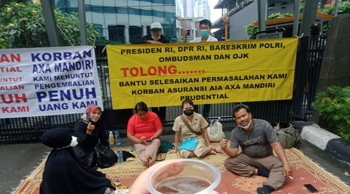 Tuntut Pengembalian Dana, Nasabah Asuransi Prudential Demo  Menginap  