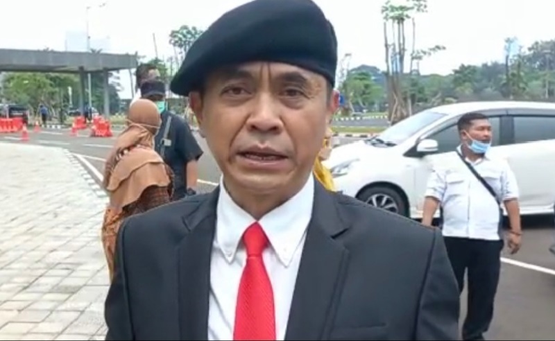 Geram dengan Arteria Dahlan, Lord Rangga Sunda Empire Datangi Gedung DPR