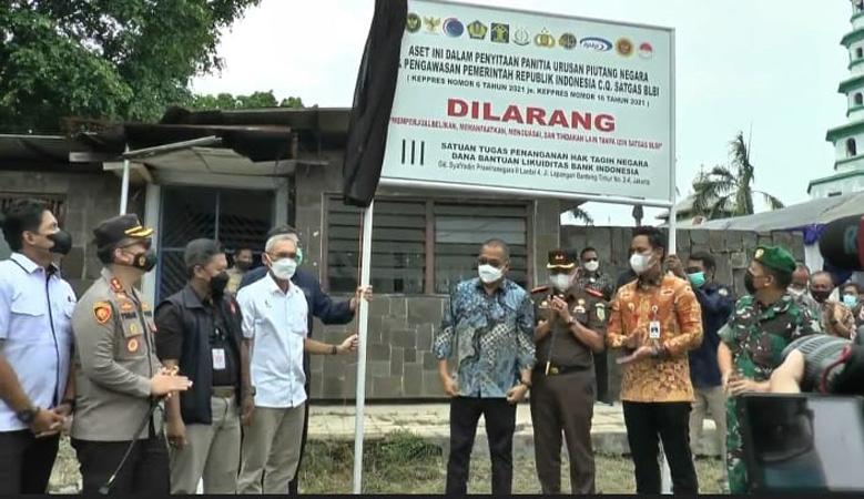 Dikawal Puluhan Polisi, Satgas BLBI Sita Aset Grup Texmaco di Kendal
