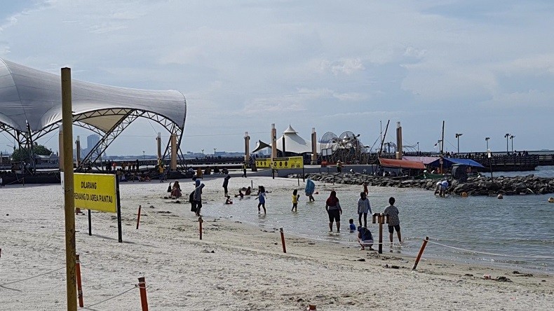 Kasus Covid-19 Tinggi, Ancol Sepi Pengunjung