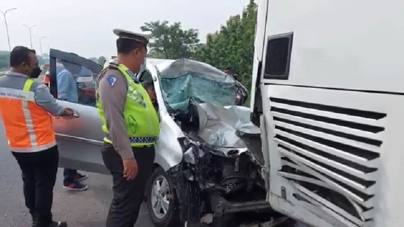 Breaking News, Kecelakaan di Tol Cipali, Dua Orang Tewas