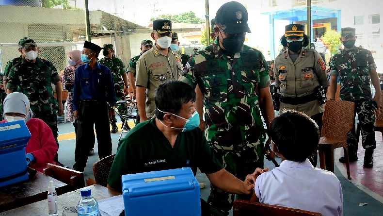 Belum Sertijab Jadi Wakil KSAD, Pangdam Siliwangi Masih Urus Vaksinasi di Jabar