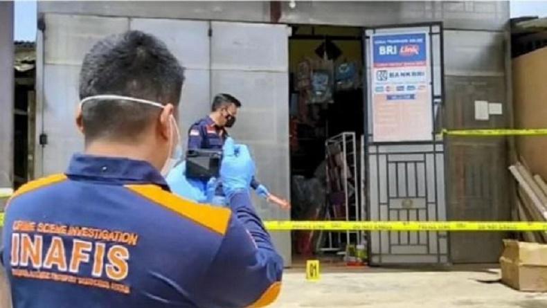 Olah TKP Perampokan di Lampung, Polisi Amankan Sandal Jepit Milik Pelaku