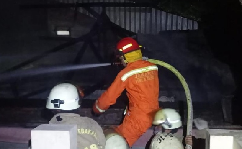 Kebakaran Hanguskan Rumah di Cililitan, Kerugian Ditaksir Rp250 Juta