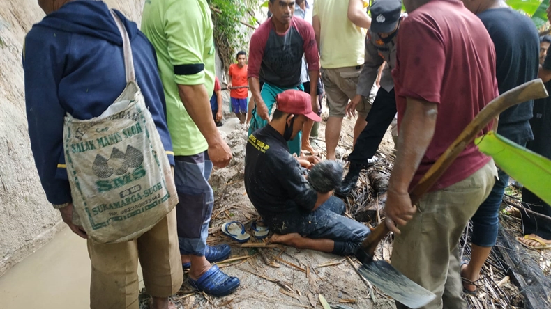 Berenang saat Hujan, Bocah 7 Tahun di Lampung Tewas Tertimbun Longsor