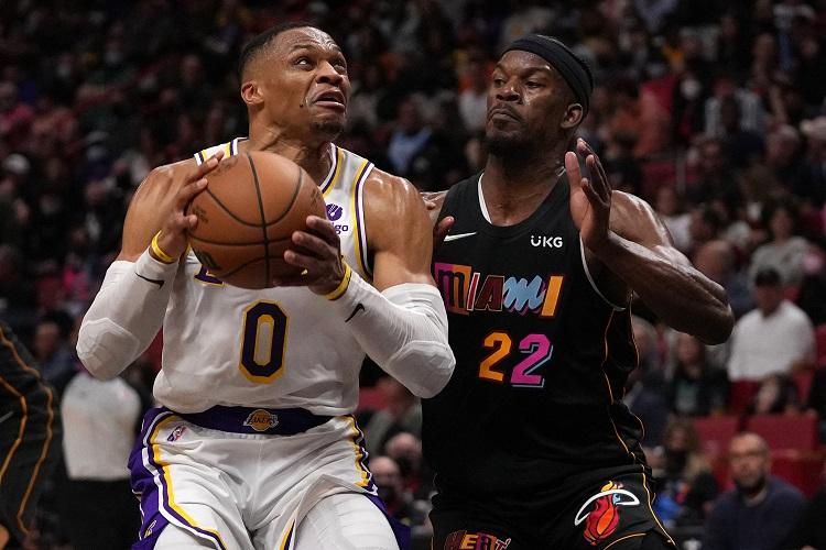 Hasil NBA, Senin (24/1/2022): Lakers Kalah Lagi, Warriors Bekuk Jazz Lewat Laga Sengit