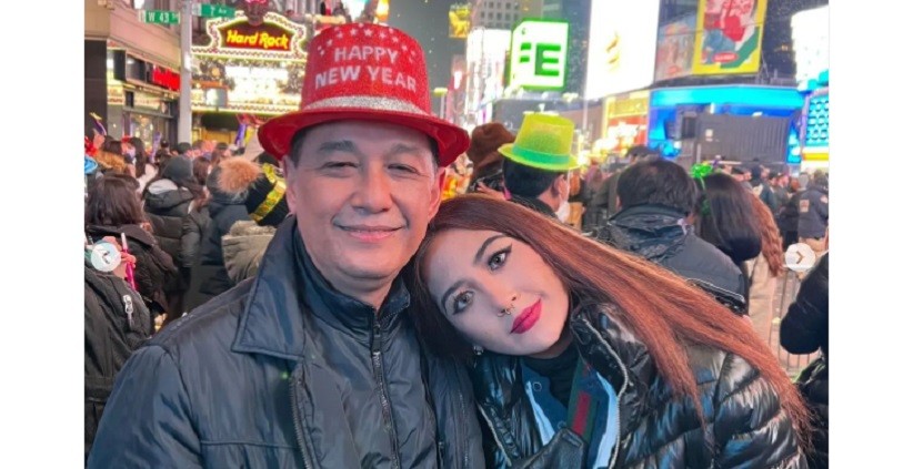 Bikin Haru, Ini Potret Mesra Anak Nurul Arifin Bersama Ayahnya