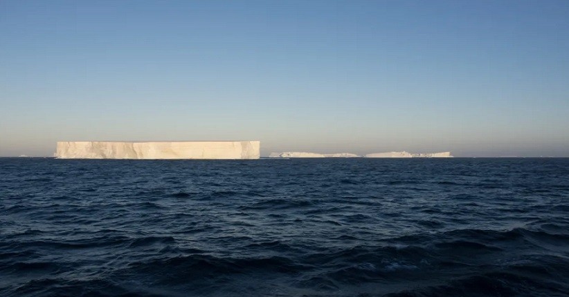 Gunung Es Raksasa Lepaskan 152 Miliar Ton Air Disekitar Pulau Terpencil Antartika, Berpotensi Berdampak pada Ekosistem