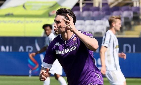 Pilih Juventus, Dusan Vlahovic Tolak Tawaran Megah Arsenal dan Tottenham