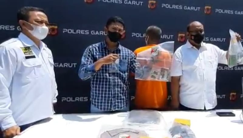Sakit Hati Tak Digaji, Mantan Guru Honorer di Cikelet Garut Bakar Sekolah