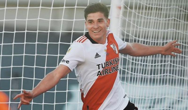 Striker Argentina Julian Alvarez Gabung Man City, Bisa Jadi The Next Sergio Aguero?
