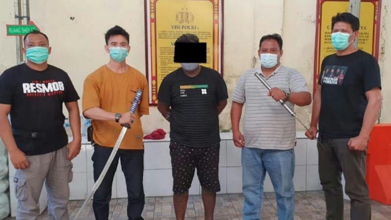 Minta Jatah Preman lalu Ajak Duel, Pria di Manado Ditebas Parang hingga Tangan Putus