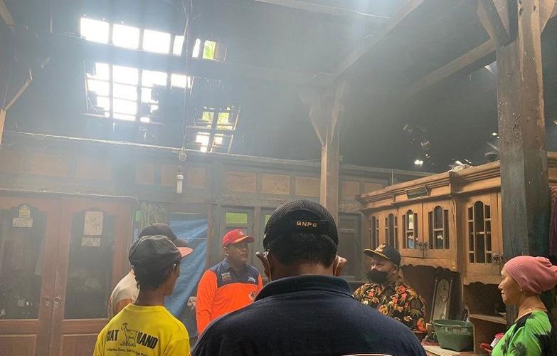  Puting Beliung Terjang Desa Srikandang Jepara, Puluhan Rumah Warga Rusak