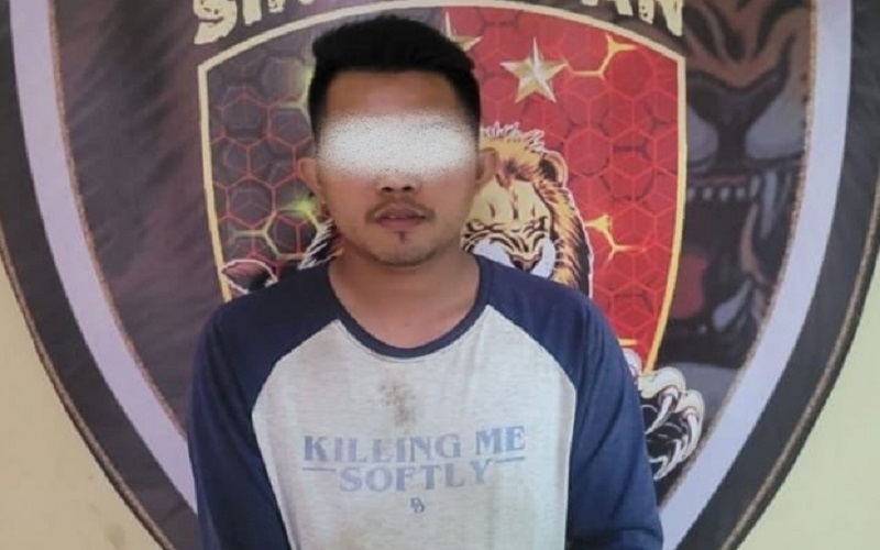 Rebutan Lapak, Pria Ini Tusuk Muka dan Bahu Pedagang Minyak  