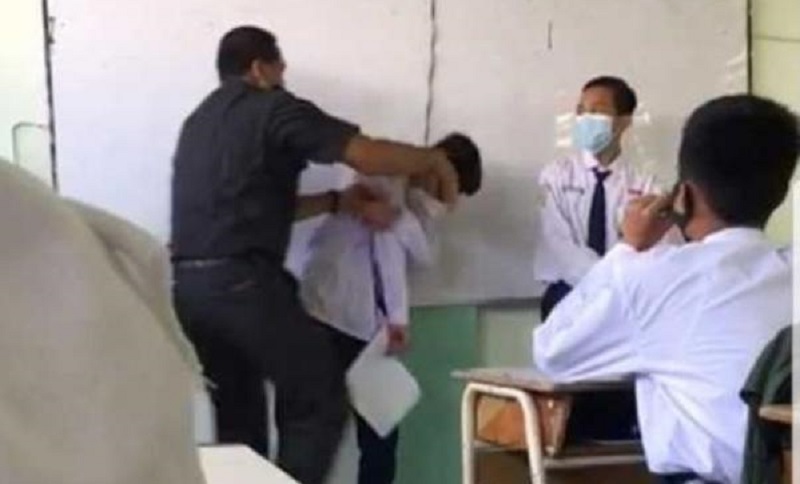 Viral Guru Aniaya Siswa SMP Negeri di Surabaya, Kepala Dipukul dan Dimaki