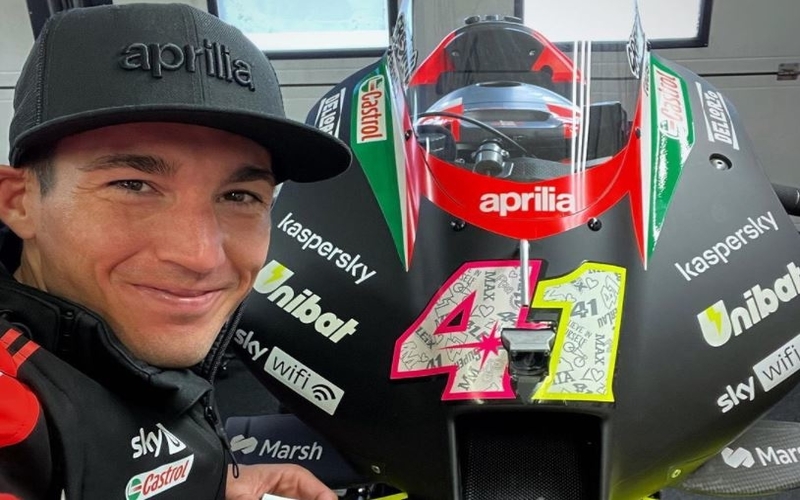 Bukan Valentino Rossi, Aleix Espargaro Anggap Pembalap Ini Idolanya