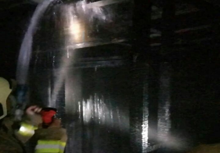 Kebakaran Hanguskan 1 Rumah di Kemayoran, 6 Mobil Damkar Dikerahkan