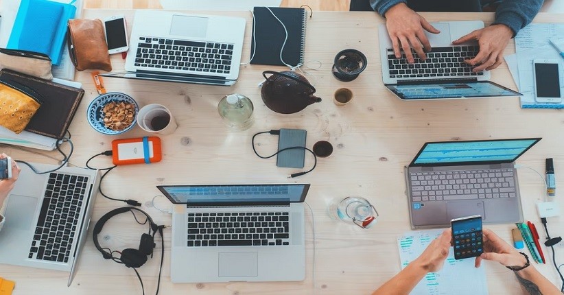 Penting! Terapkan 7 Kebiasaan Ini untuk Penggunaan Gadget Anak