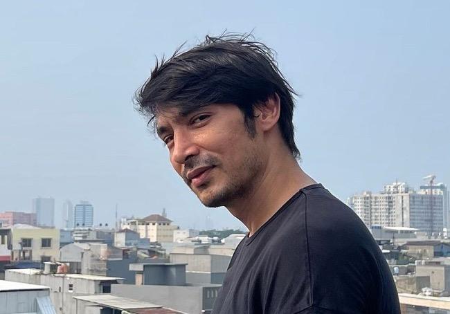 5 Artis yang Sempat Ditelantarkan Orangtua, Nomor 3 Mencari sang Ayah hingga ke Amerika