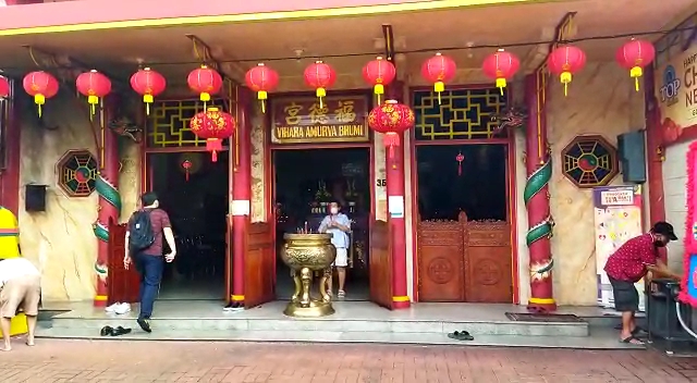 Pastikan Keamanan Waisak, Polres Metro Kota Tangerang Terjunkan Tim Gegana di 2 Vihara