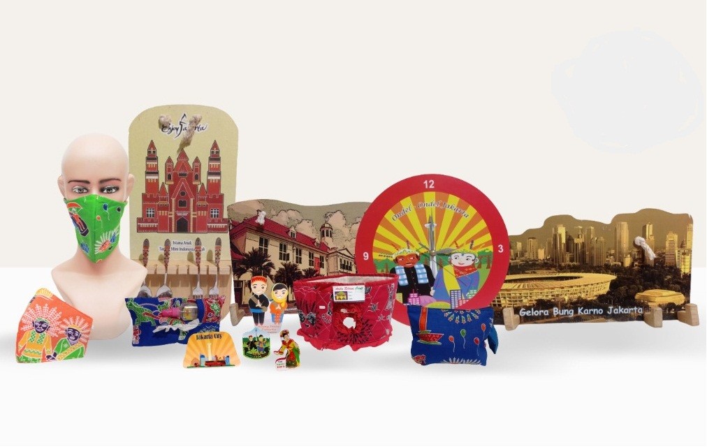 Mengubah Limbah di Ibu Kota Jadi Kenang-kenangan yang Bermakna