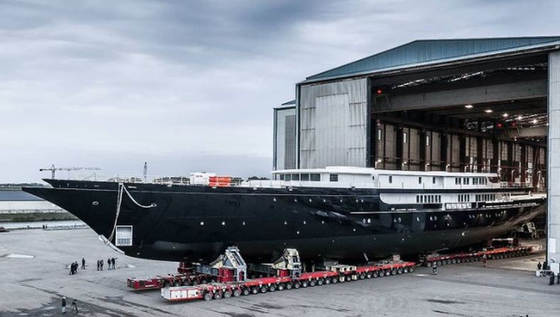 Wow, Belanda Rela Bongkar Jembatan Bersejarah untuk Beri Jalan Kapal Supermewah Jeff Bezos