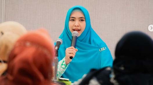 Profil dan Biodata Oki Setiana Dewi, Kakak Ria Ricis yang Bakal Sekolah di Mesir Bareng sang Putri