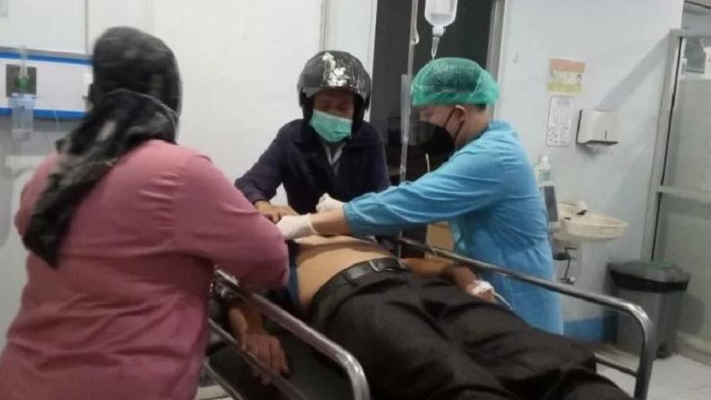 Camat di Agam Kecelakaan Mobil di Jalan Lintas Padang-Pasaman Barat, Istri Tewas