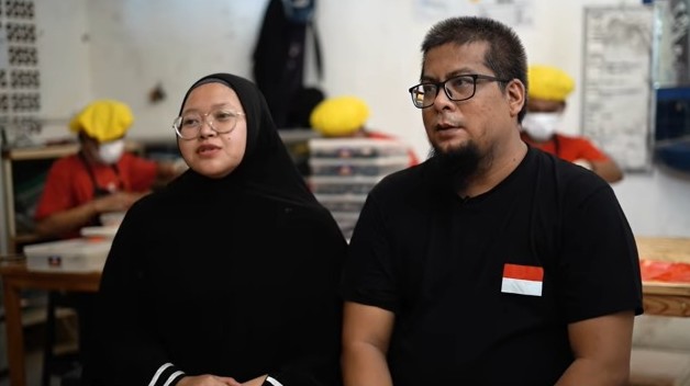 Sempat Ditentang Keluarga, Eks Manager Bank Berprestasi Ini Sukses Punya Pabrik Dimsum