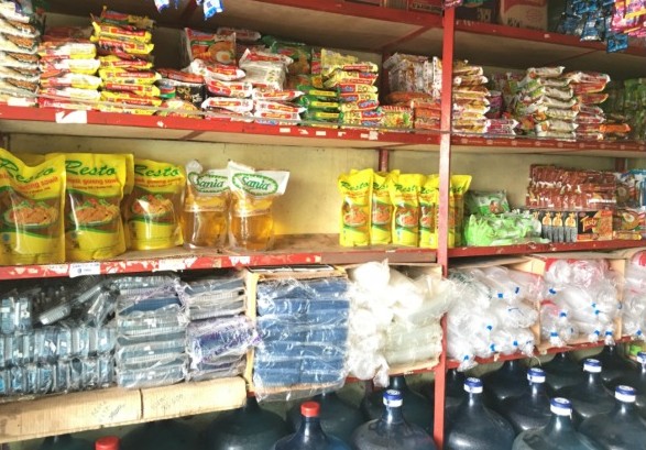 Distributor Batasi Kiriman, Segini Harga Minyak Goreng di Warung Kelontong