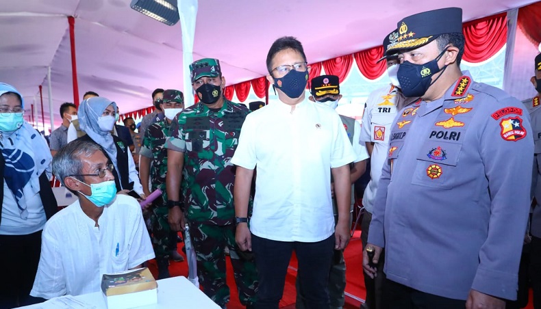 Hadapi Lonjakan Covid-19, Kapolri Minta Masyarakat Tak Panik : Disiplin Prokes dan Vaksinasi 