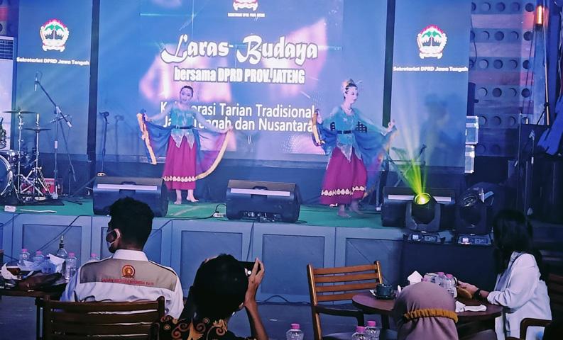  Kreatif, Begini Kolaborasi Tarian Tradisional Jawa Tengah dan Nusantara