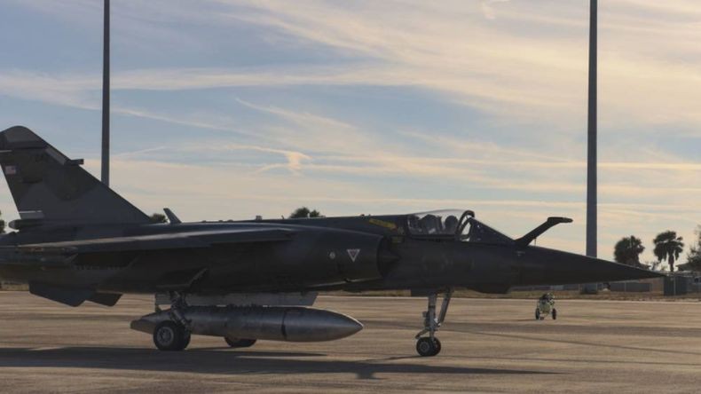 Jet Tempur Mirage F1 Jatuh di AS, Diduga Bawa Persenjataan