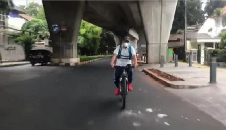 Menko PMK Muhadjir Awali Pagi Bersepeda: Jangan Lupa, Tetap Semangat Berolahraga