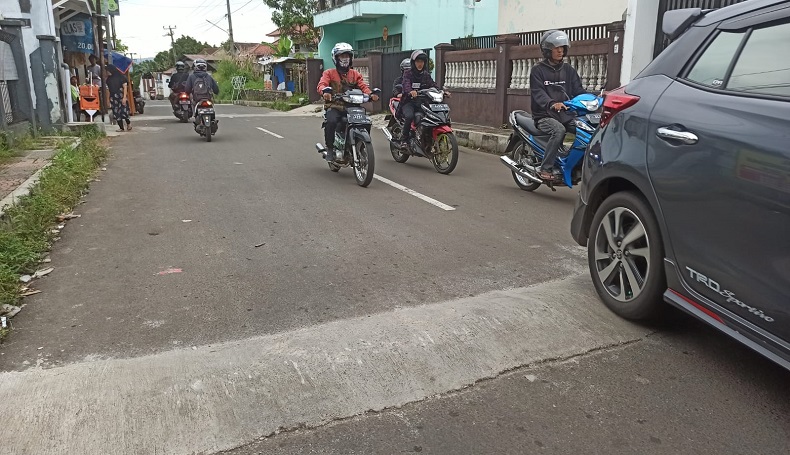 Viral Terpasang 45 Polisi Tidur di Jalan Kota Sukabumi Sepanjang 2 Kilometer