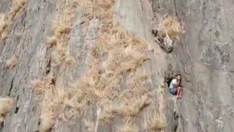 Wow, Pendaki Berhasil Dievakuasi setelah 2 Hari Terjebak di Tebing Curam