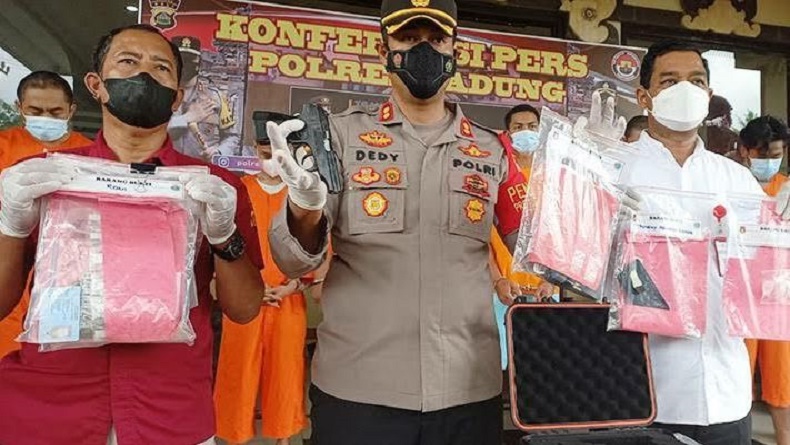 Pentolan Ormas di Bali Ditangkap Simpan Narkoba dan Senjata Api, Ini Sosoknya