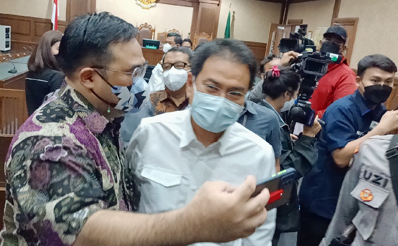 Hakim Terpapar Covid-19, Sidang Putusan Azis Syamsuddin Ditunda