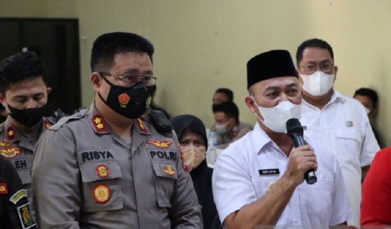Geber Vaksinasi, Polres Bangka Tengah Buka Gerai Vaksin hingga Malam