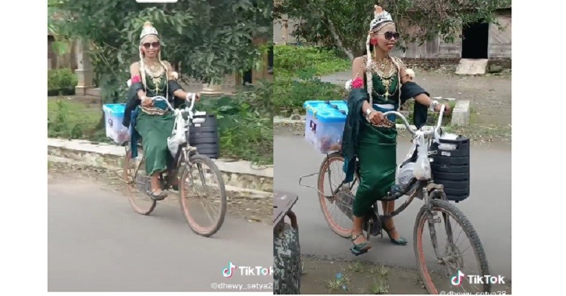 Unik, Pedagang Gorengan Berdandan ala Nyai Roro Kidul, Netizen: Laut Selatan Lagi Krismon