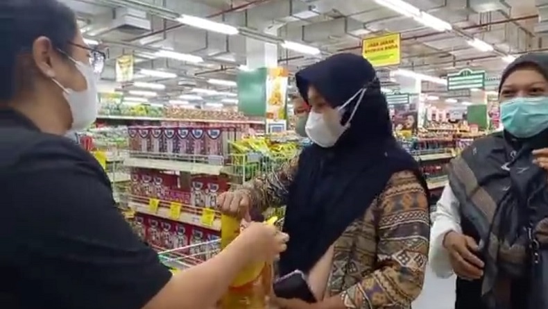 Pemkab Majalengka Heran Fenomena Minyak Goreng, Kemasan Melimpah Curah Hilang