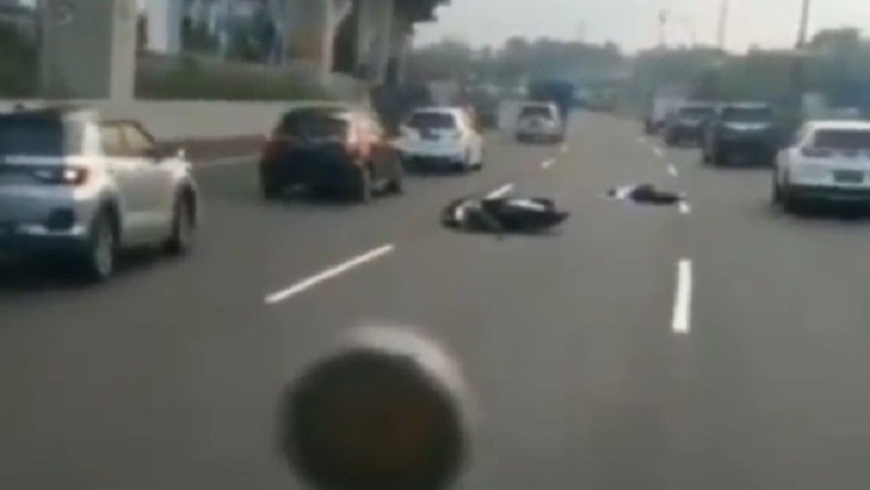 Pengendara Motor Nyasar Masuk Tol hingga Kecelakaan, Polisi : Dia Kaget kok Motor Sendiri