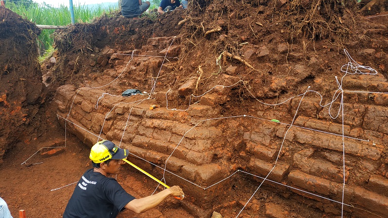 Ungkap Misteri Situs Srigading di Malang, BPCB Jatim Gelar Ekskavasi Lanjutan 