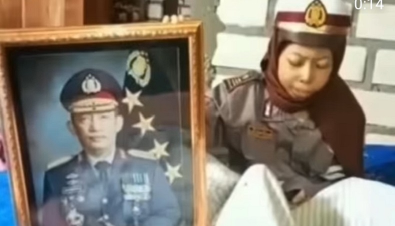 Kapolri Akan Hubungi Sinta Aulia Anak Sakit Tumor Kaki yang Bercita-cita Jadi Polwan