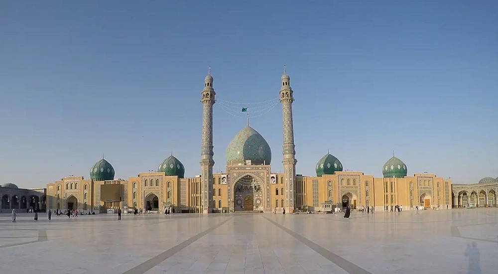 Kemenag Tegaskan Tak Ada Aturan Larang Azan Pakai Pengeras Suara