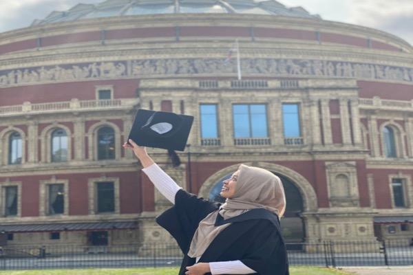 Viral Anak Sopir Ojol yang Kini Bekerja sebagai Konsultan Vaksin Covid-19 di WHO