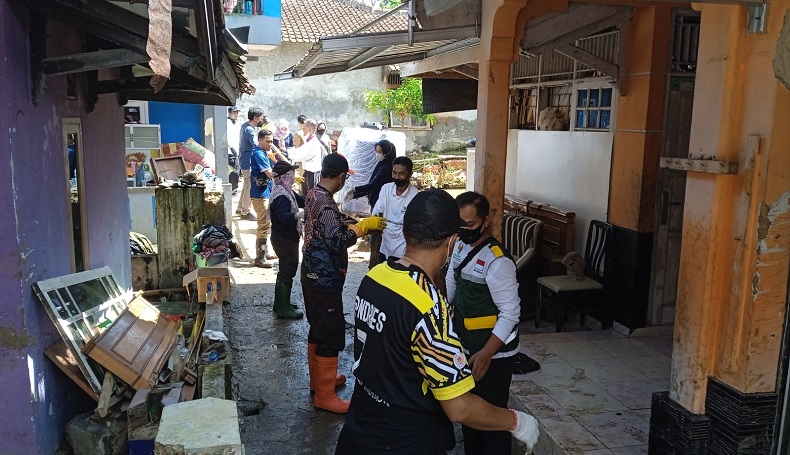 Berawal dari Temuan Balita Reaktif, 10 Korban Banjir Sukabumi Positif Covid-19 
