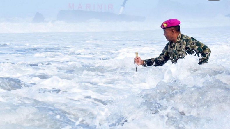 Kenapa Pembaretan Marinir TNI AL Dilakukan di Pantai Selatan? Ternyata Ada Kisahnya 