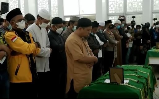 Bacaan Sholat Jenazah Lengkap: Tata Cara, Niat, dan Doa untuk Laki-laki dan Perempuan